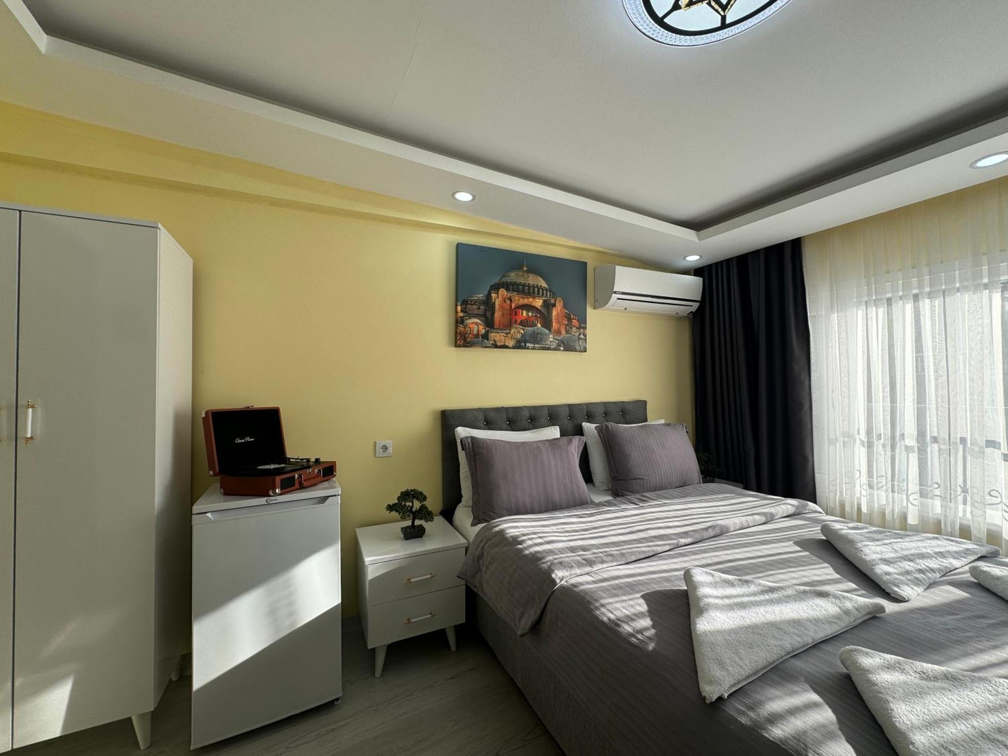 Ozer & Otel